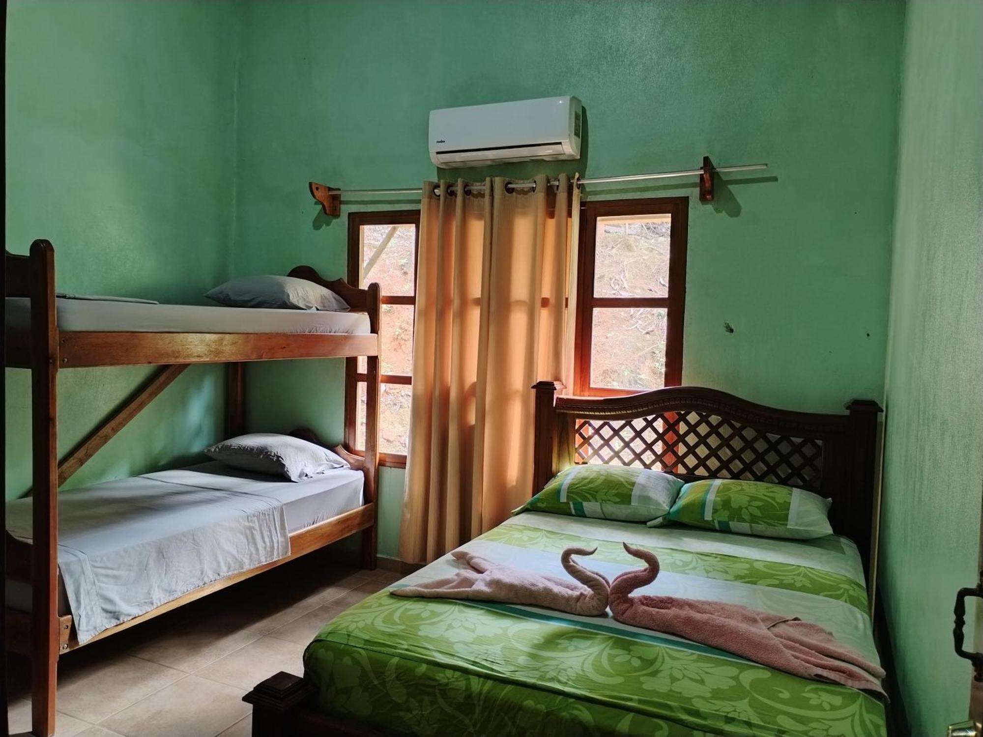 Osa House - Drake Corcovado Tours Bed & Breakfast Drakes Bay Екстериор снимка